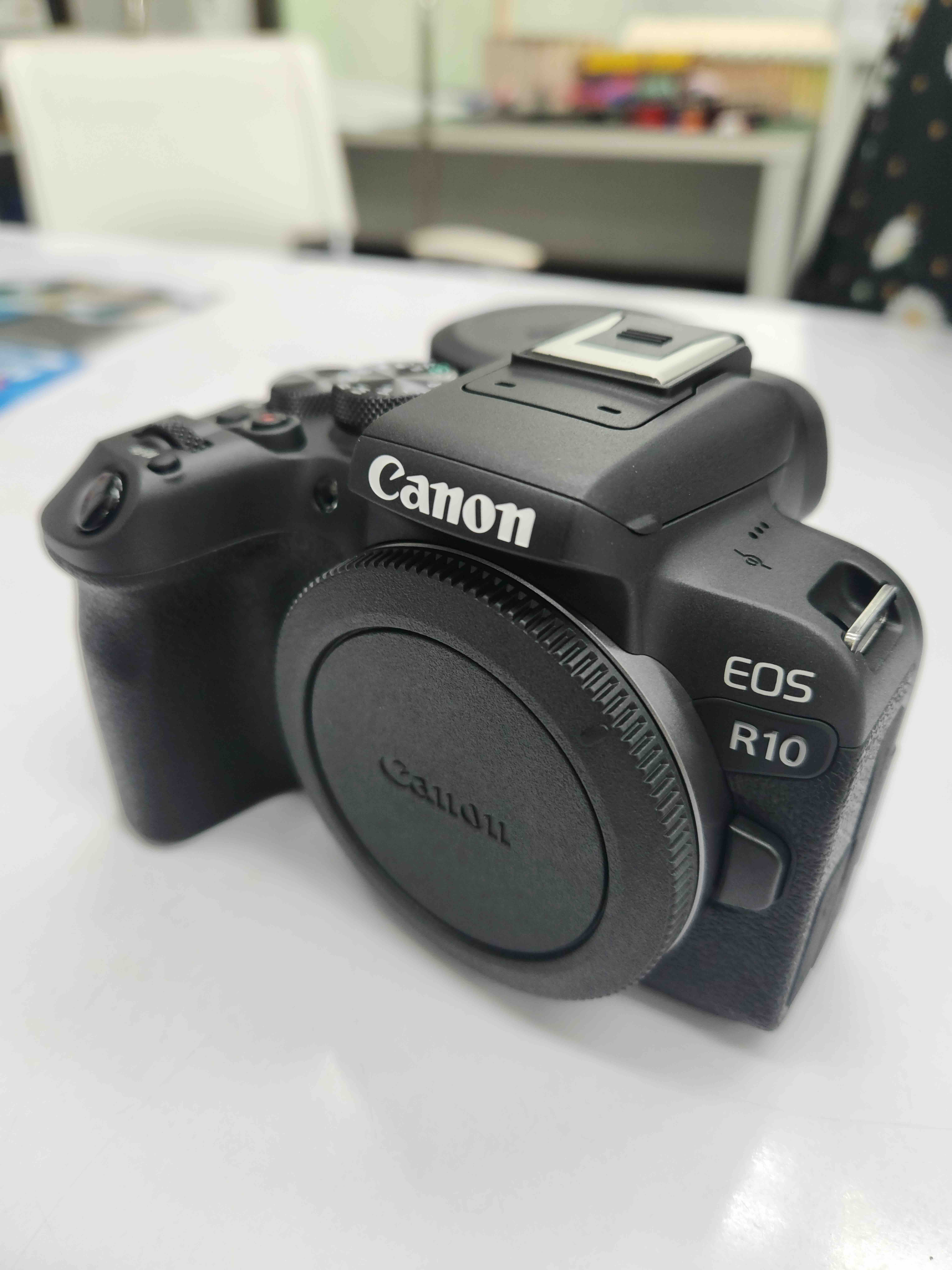 กล้องCANNON EOS R10 LENS 18-45 mm